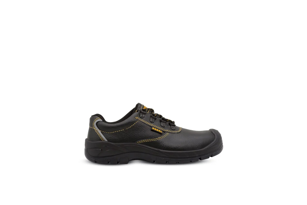 2_CHUKKA-SHOE_SIDE-1-1200x800_A